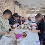 AFT PF CORRAL en abril NNA y sus familias participan en taller haciendo chocolates y pintando conejos de pascua abr 2026 8 pixelado