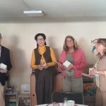 resid vdel mar y cjardin reciben donacion de corporacion hosp del niño vdel mar 7 may 2026 9 entrega calendario y tazon 2